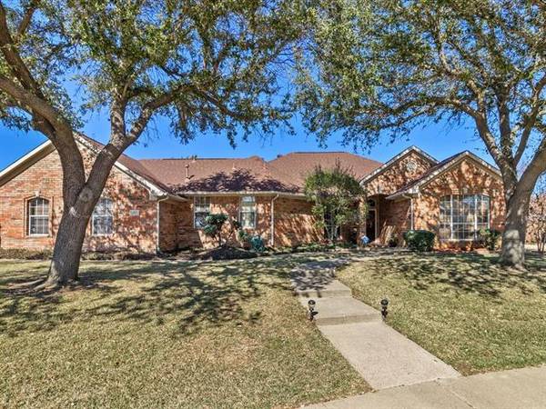 3224 Springwood Circle, Flower Mound, TX 75028