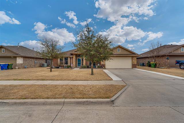 411 Cotton Bend Trail, Venus, TX 76084