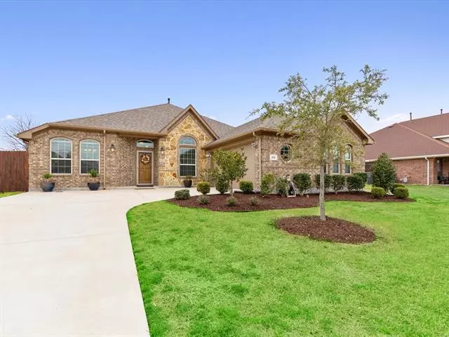 212 Brentwood Drive, Desoto, TX 75115