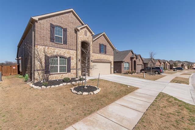 9224 Bronze Meadow Drive, Fort Worth, TX 76131