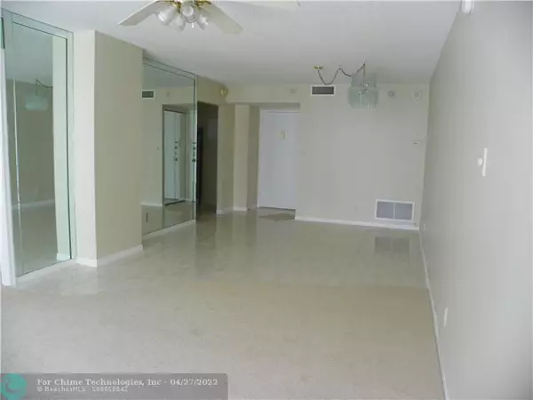 Pompano Beach, FL 33062,101 Briny Ave  #2306