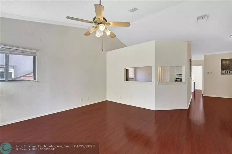 7 Via De Casas Sur  #202, Boynton Beach, FL 33426