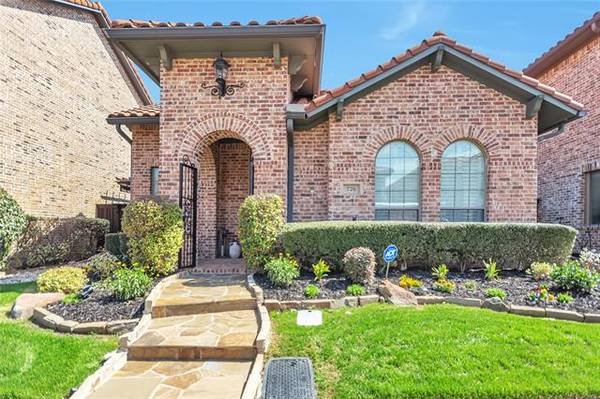 726 Laguna, Irving, TX 75039