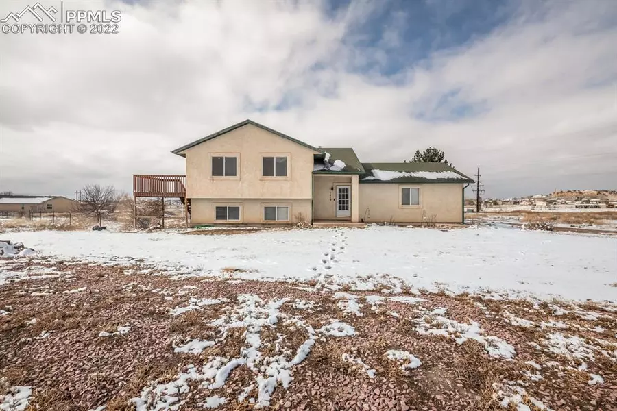 1419 W Guatamote DR, Pueblo West, CO 81007