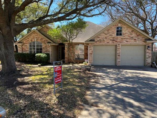 2110 Mikasa Drive, Arlington, TX 76001