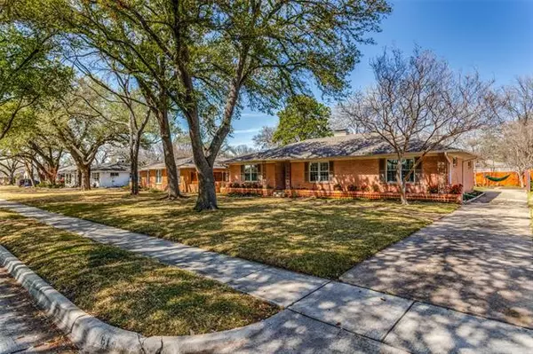 814 Westwood Drive, Richardson, TX 75080