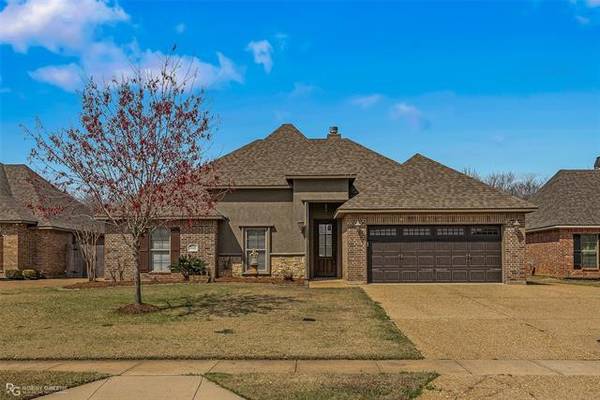 221 Arrowhead Dr, Bossier City, LA 71111