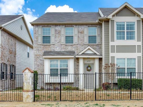 6925 Sandshell Boulevard, Fort Worth, TX 76137