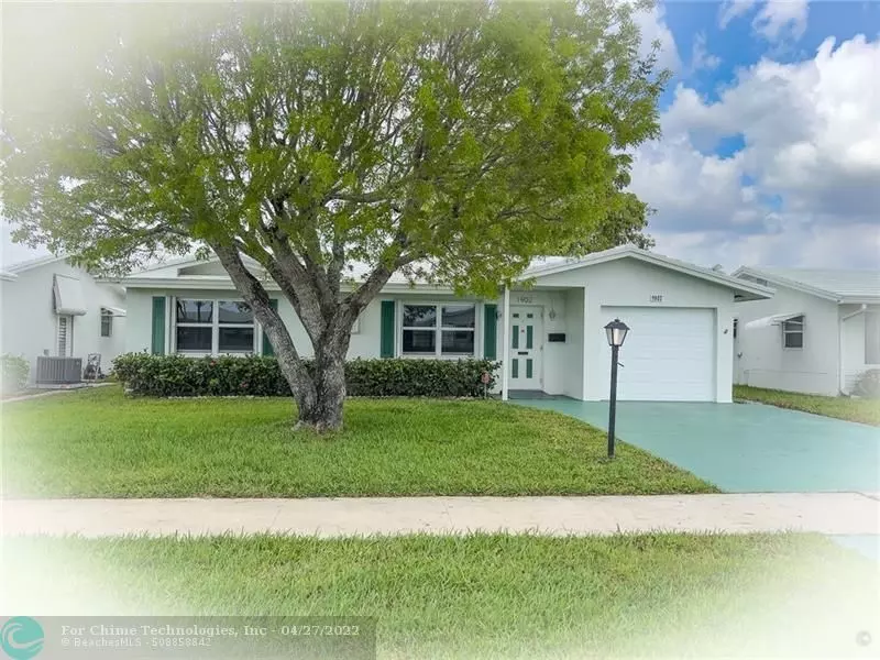 Boynton Beach, FL 33426,1902 SW Golf Ln