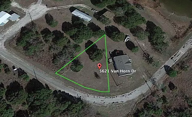 5621 Van Horn Drive, Granbury, TX 76048