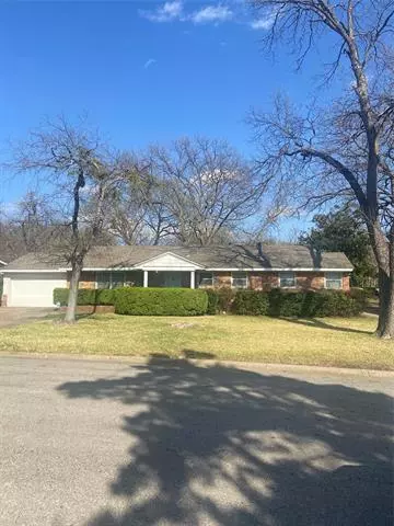 2824 Mimosa Park Drive, Richland Hills, TX 76118