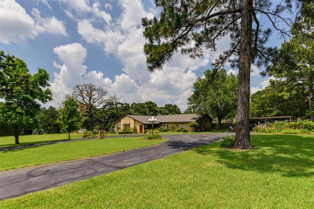 4505 Kelly Elliott Road, Arlington, TX 76017