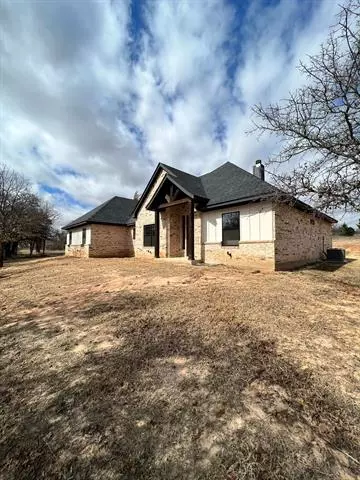 110 County Road 3599, Boyd, TX 76023