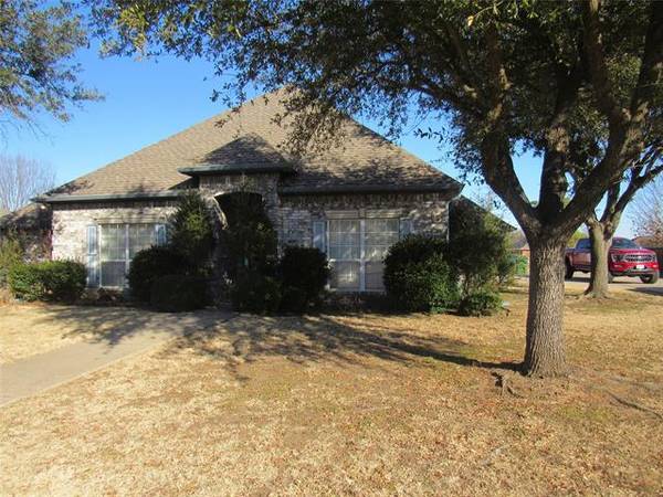 2411 Jolinda Lane, Whitesboro, TX 76273