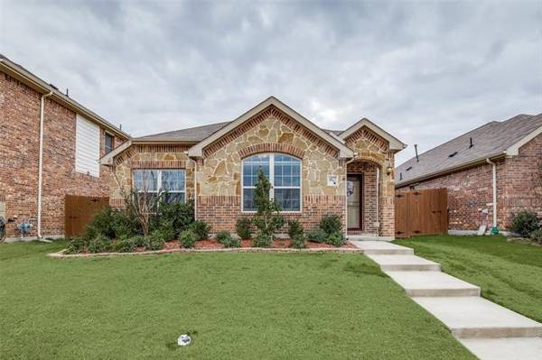 4027 Springfield Lane, Heartland, TX 75126