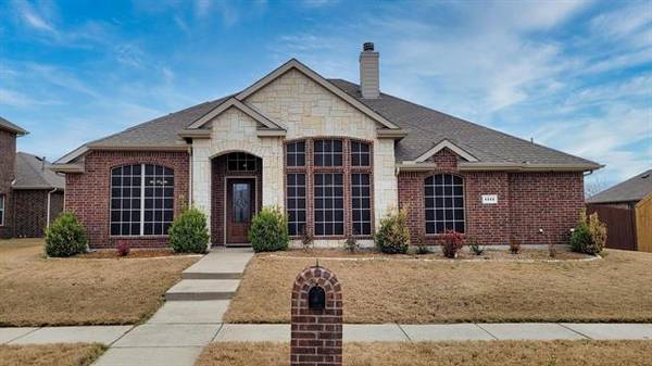 1212 Whispering Glen, Royse City, TX 75189