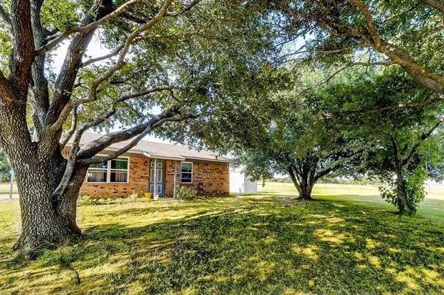 2762 W Highway 199, Springtown, TX 76082