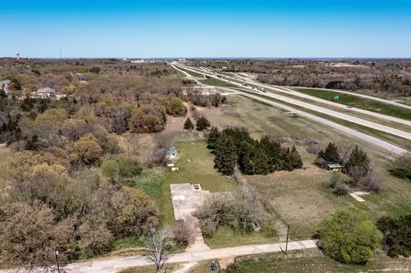 3329 W Stafford Drive, Denison, TX 75020