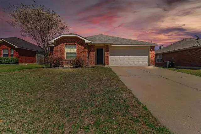 1016 Stockton Drive, Burleson, TX 76028