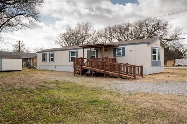 152 Sycamore Street, Denison, TX 75020