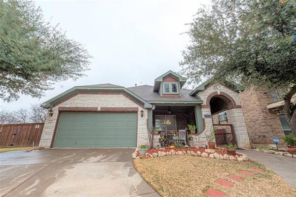 717 Jetton Court, Crowley, TX 76036