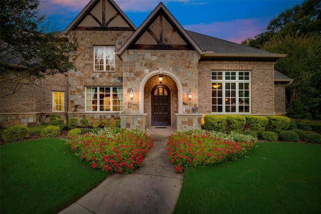 450 Oakwood Trail, Fairview, TX 75069