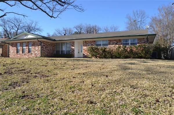 2915 Sidney,  Denison,  TX 75020