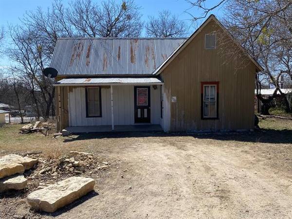 608 Center Street, Hico, TX 76457