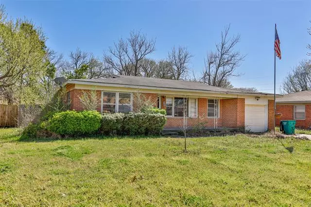 1706 Garnett, Gainesville, TX 76240