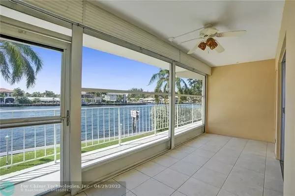 Pompano Beach, FL 33062,801 N Riverside Dr  #7B