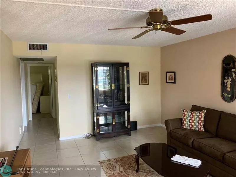 13355 SW 9th Ct  #214H, Pembroke Pines, FL 33027