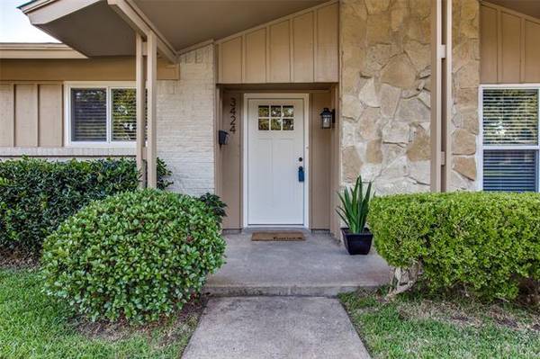 Farmers Branch, TX 75234,3424 Pine Tree Circle