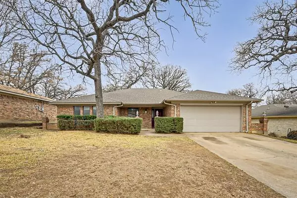 Arlington, TX 76017,3905 Woodbury Court