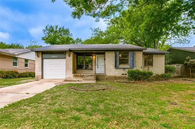 2613 Globe Avenue, Dallas, TX 75228