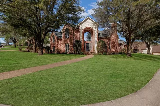 800 N Shore Drive, Highland Village, TX 75077