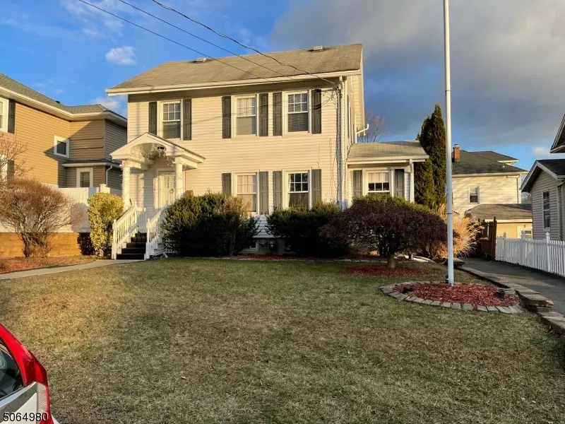 22 Conger St, Dover Town, NJ 07801