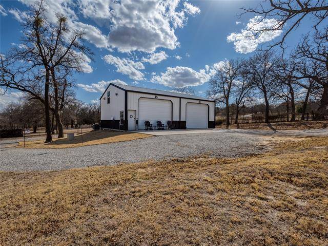 126 Maggie Lee Court, Springtown, TX 76082