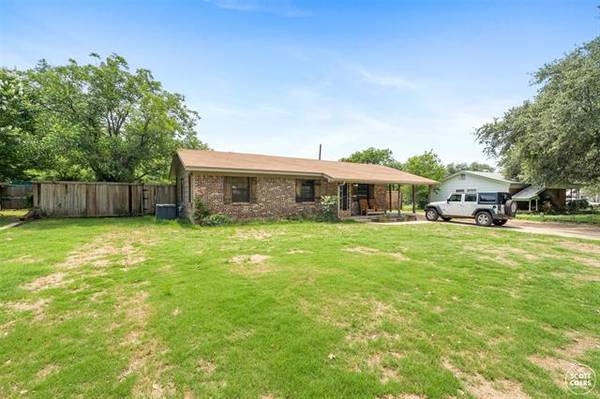 3607 1st Street, Brownwood, TX 76801