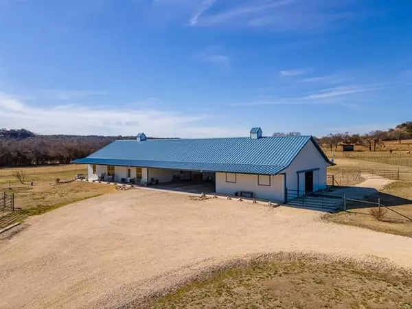 2585 Horsemans Drive,  Stephenville,  TX 76401