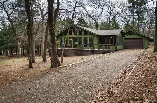 Holly Lake Ranch, TX 75765,215 Larchwood Path