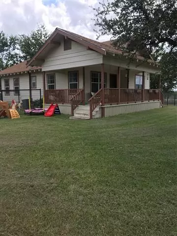 203 Avenue C,  Gustine,  TX 76455