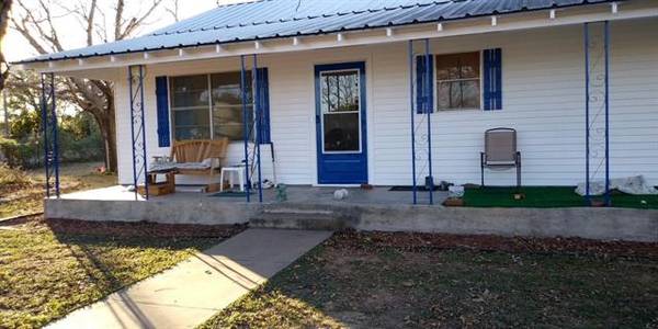 204 Chestnut Street,  Gustine,  TX 76455