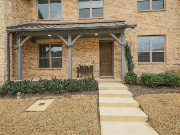 1351 Casselberry Drive, Flower Mound, TX 75028