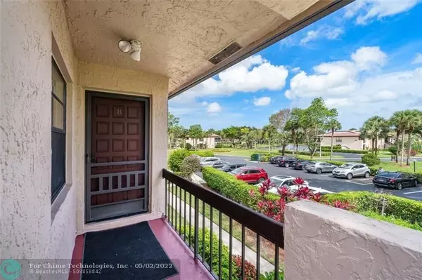 Boca Raton, FL 33428,9286 Vista Del Lago  #35B