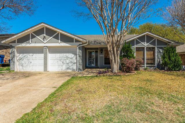 6529 Ridglea Drive, Watauga, TX 76148