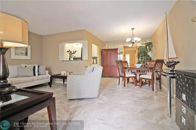 Deerfield Beach, FL 33442,2009 Farnham N  #2009