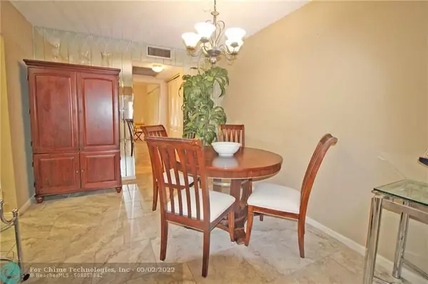 Deerfield Beach, FL 33442,2009 Farnham N  #2009