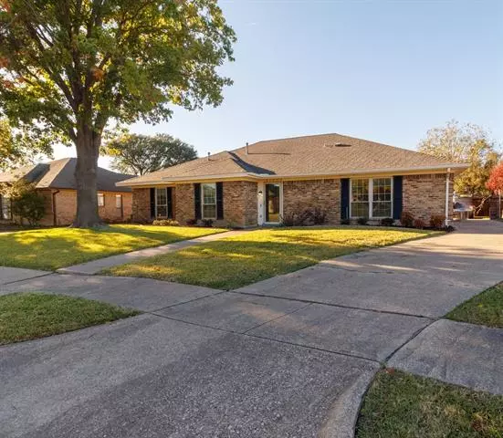 2135 Tampico Drive, Carrollton, TX 75006