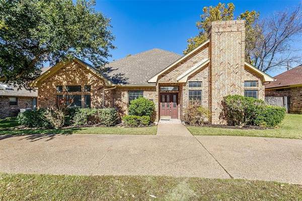 1218 Dentonshire Drive, Carrollton, TX 75007