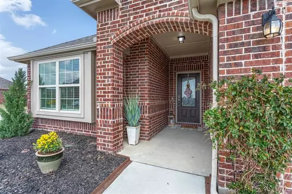 Mckinney, TX 75072,501 Rustic Oak Lane